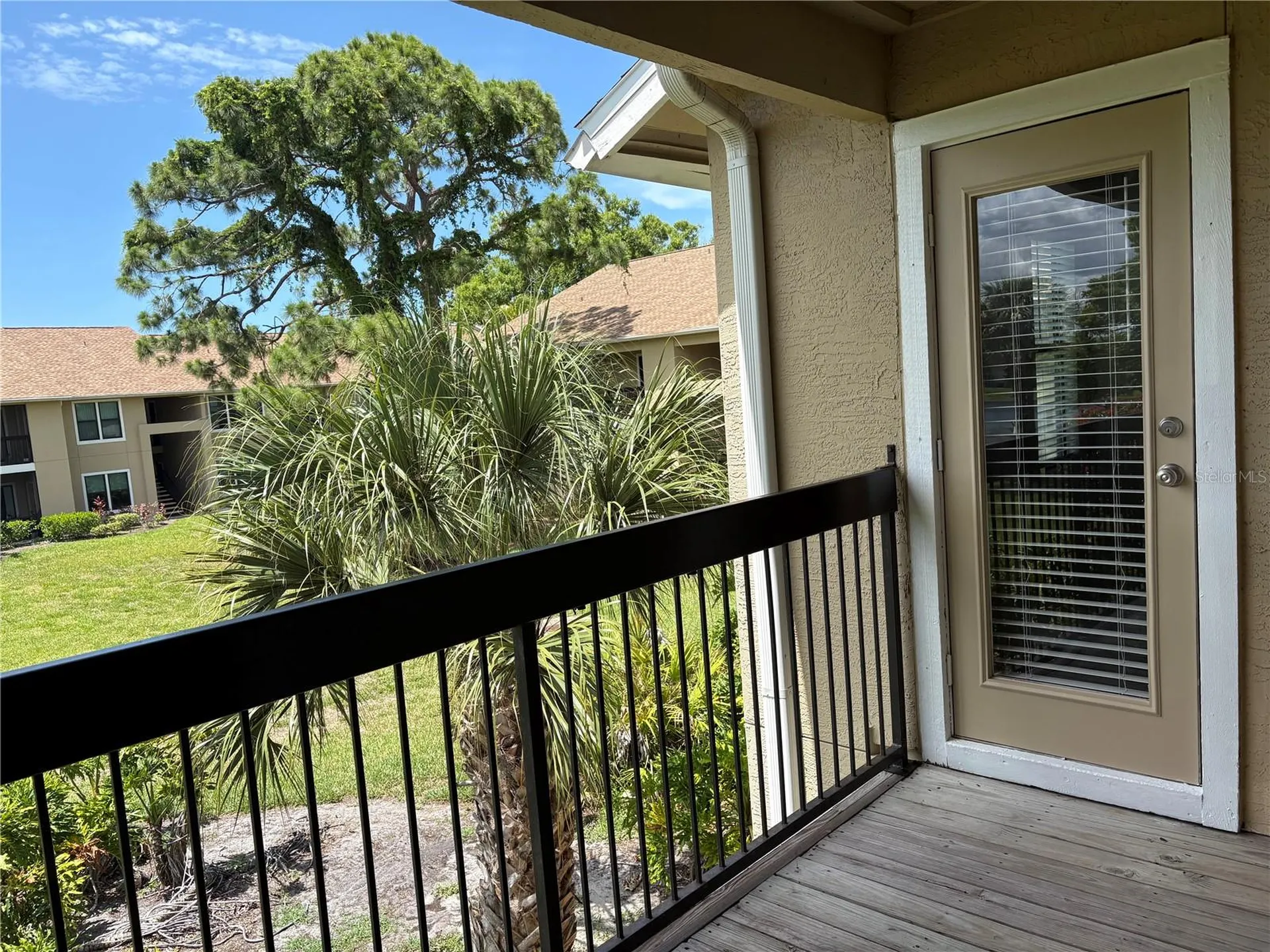 4033 Crockers Lake Boulevard Sarasota FL 34238