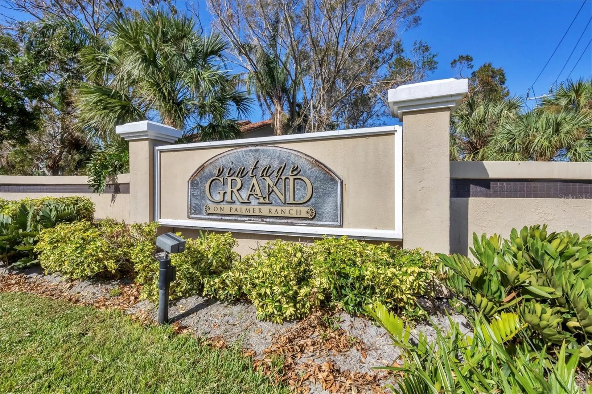 4033 Crockers Lake Boulevard Sarasota FL 34238