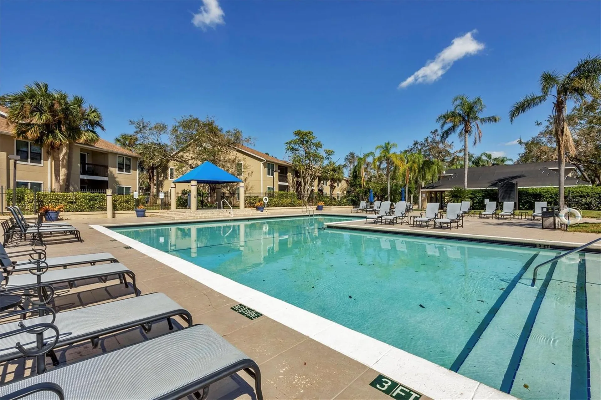 4033 Crockers Lake Boulevard Sarasota FL 34238
