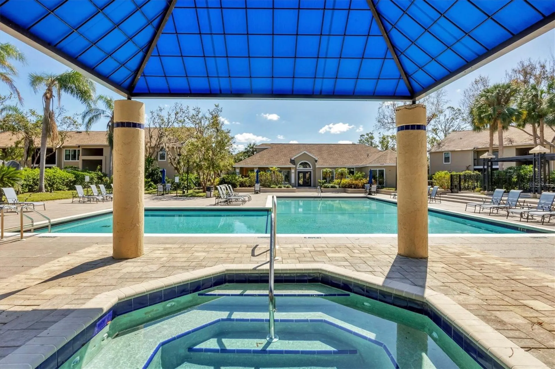 4033 Crockers Lake Boulevard Sarasota FL 34238