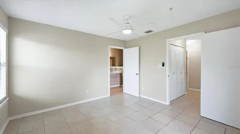 4033 Crockers Lake Boulevard Sarasota FL 34238