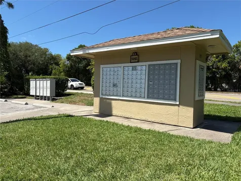 4033 Crockers Lake Boulevard Sarasota FL 34238