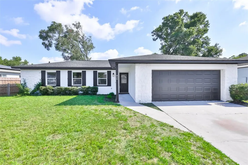 614 Huntington Street Brandon FL 33511