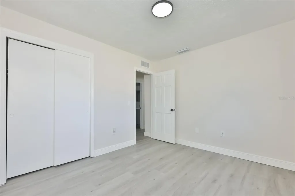 614 Huntington Street Brandon FL 33511