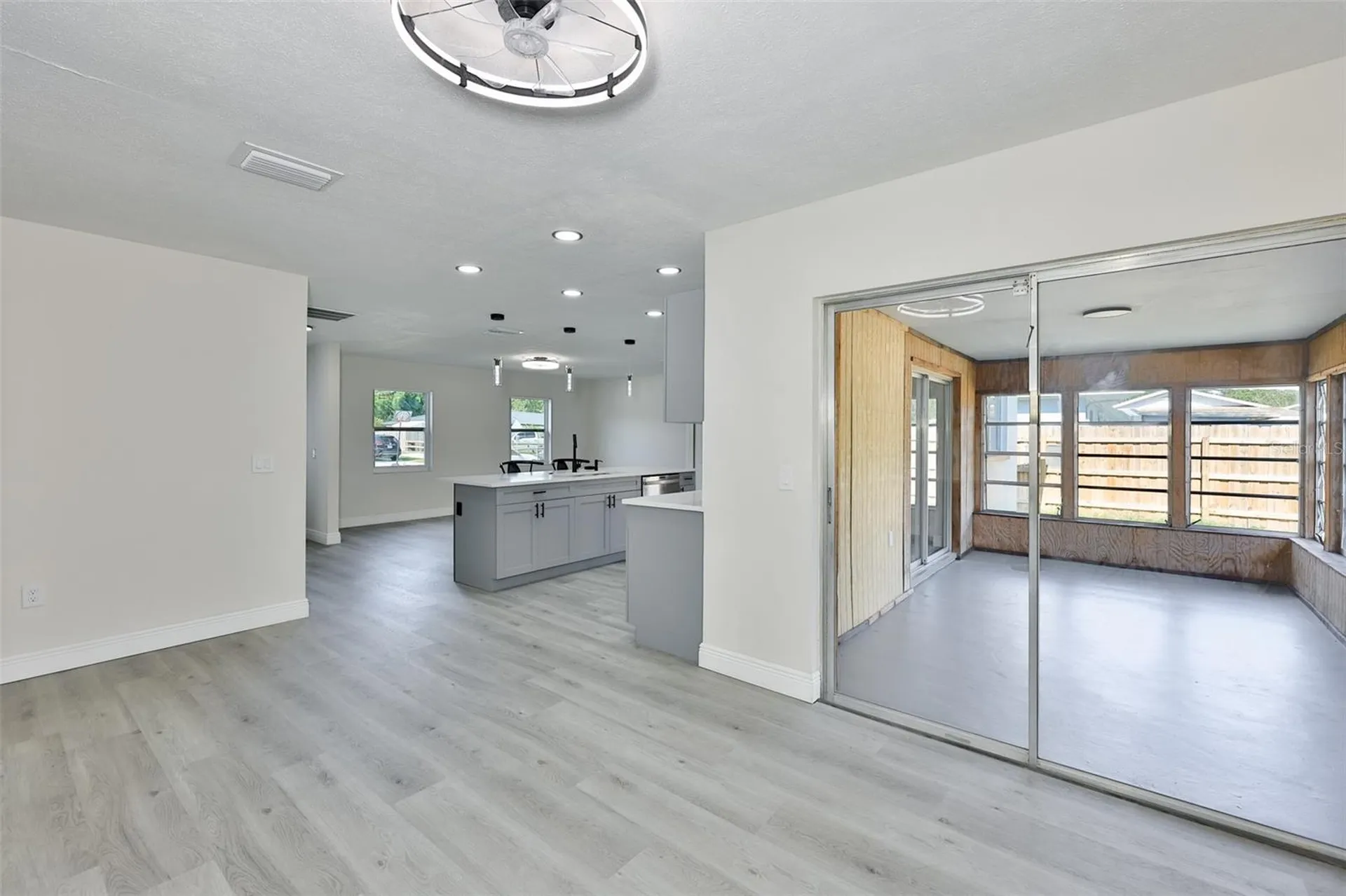 614 Huntington Street Brandon FL 33511