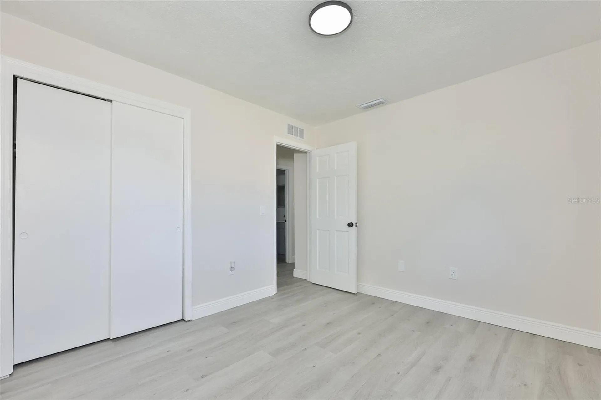 614 Huntington Street Brandon FL 33511