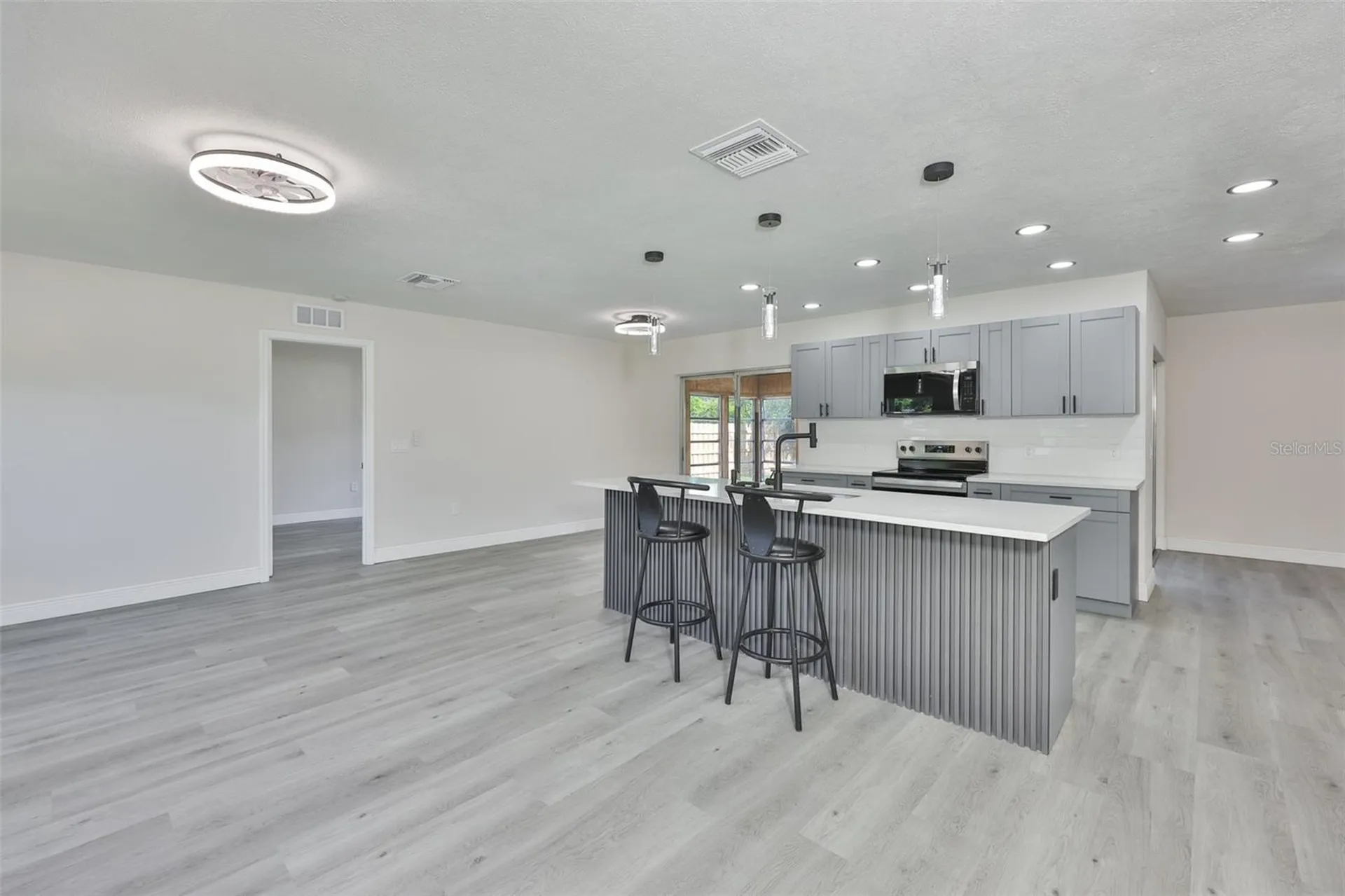 614 Huntington Street Brandon FL 33511