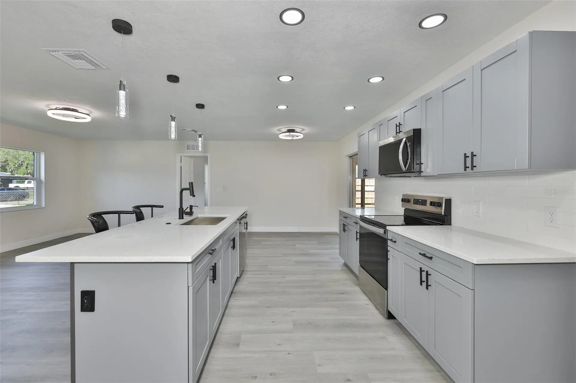 614 Huntington Street Brandon FL 33511
