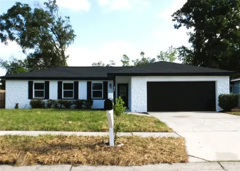 614 Huntington Street Brandon FL 33511