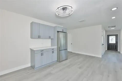 614 Huntington Street Brandon FL 33511