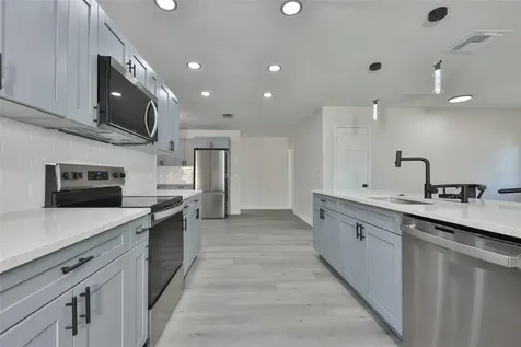 614 Huntington Street Brandon FL 33511