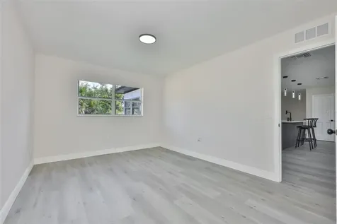 614 Huntington Street Brandon FL 33511