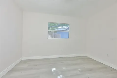 614 Huntington Street Brandon FL 33511