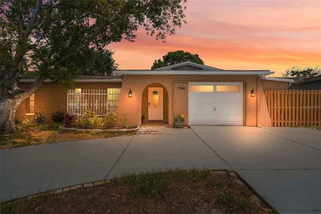 9146 Whitman Lane Port Richey FL 34668