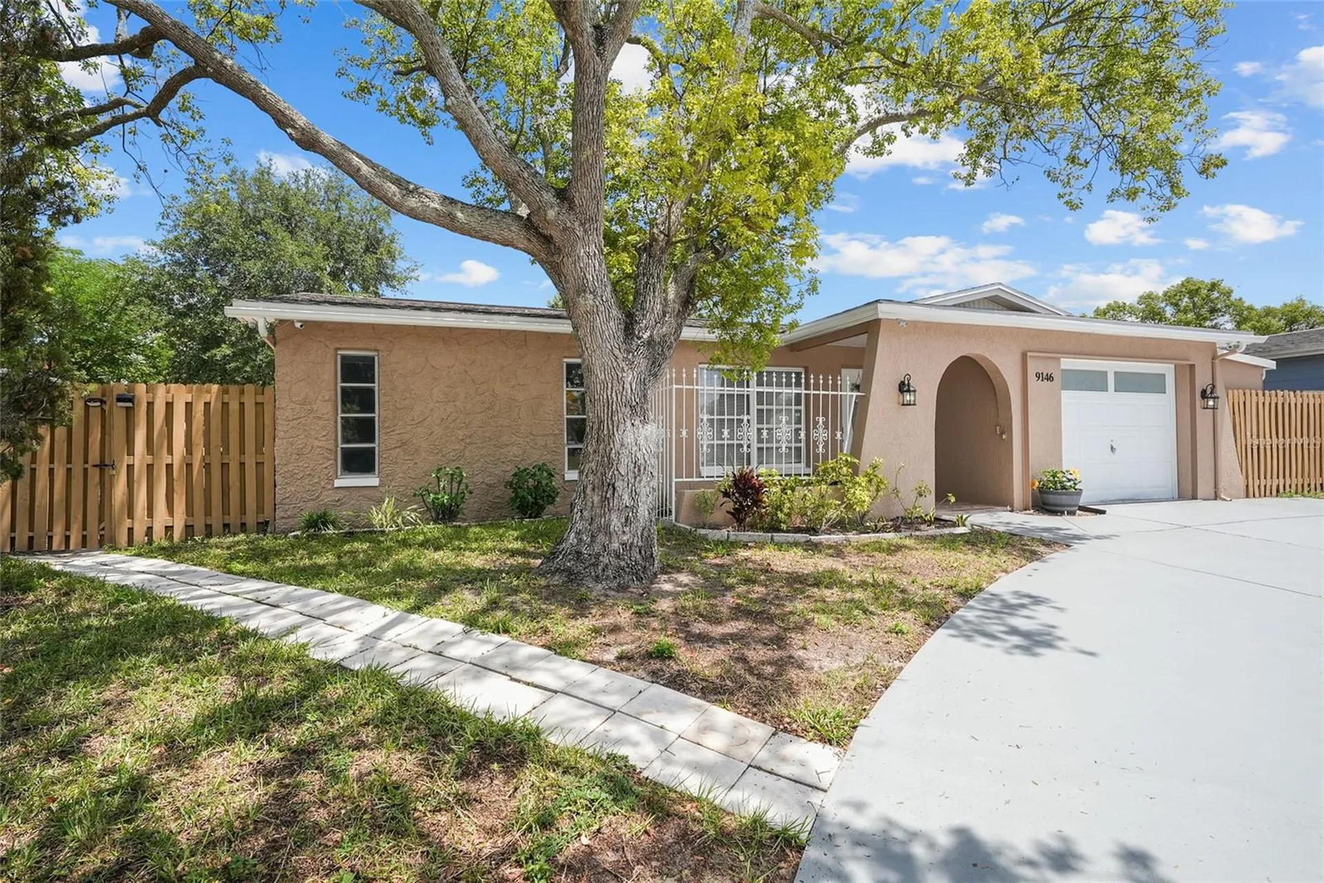9146 Whitman Lane Port Richey FL 34668