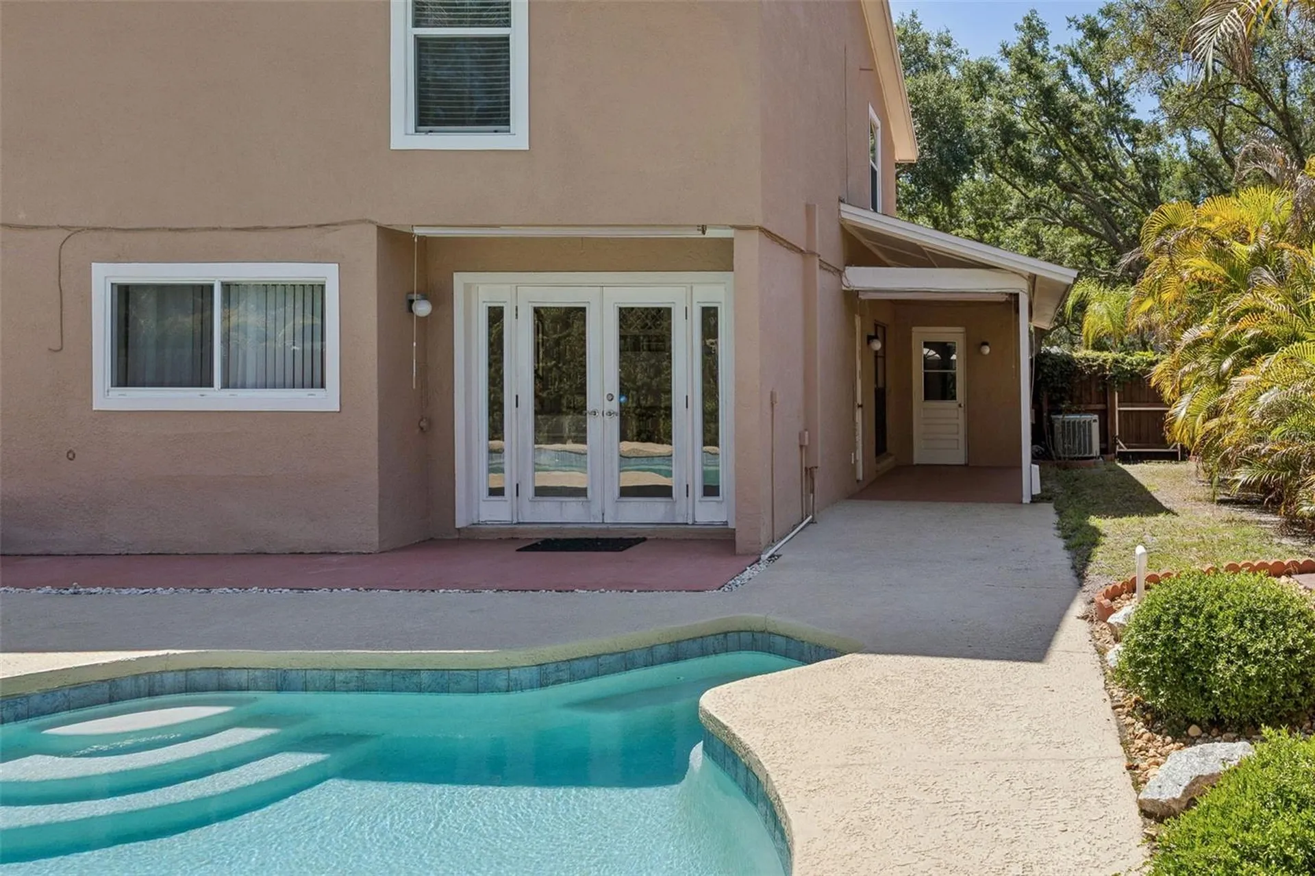 3103 Taragrove Drive Tampa FL 33618