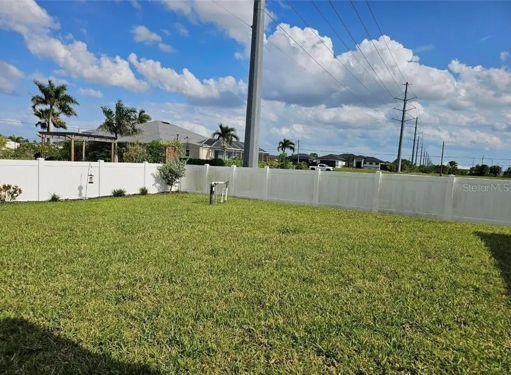 625 El Dorado Boulevard N Cape Coral FL 33993