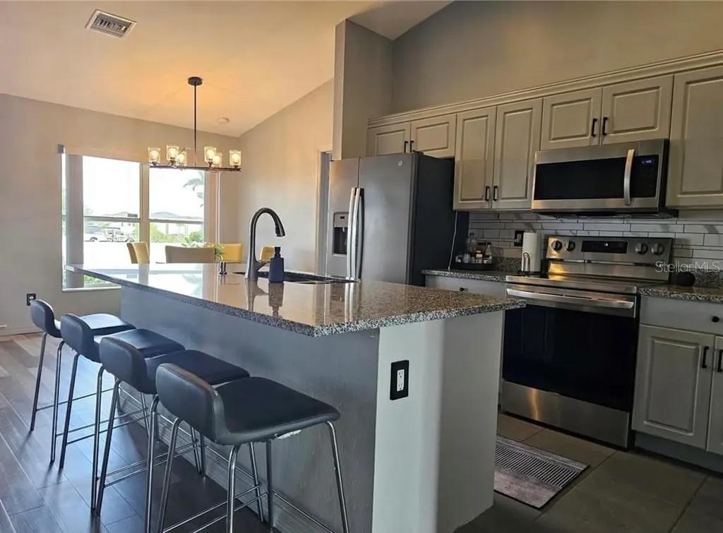 625 El Dorado Boulevard N Cape Coral FL 33993