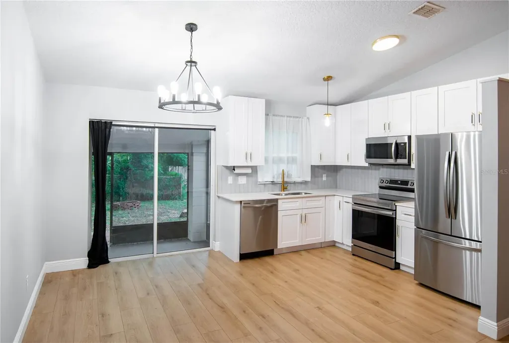 5147 Lake Nina Drive Orlando FL 32810