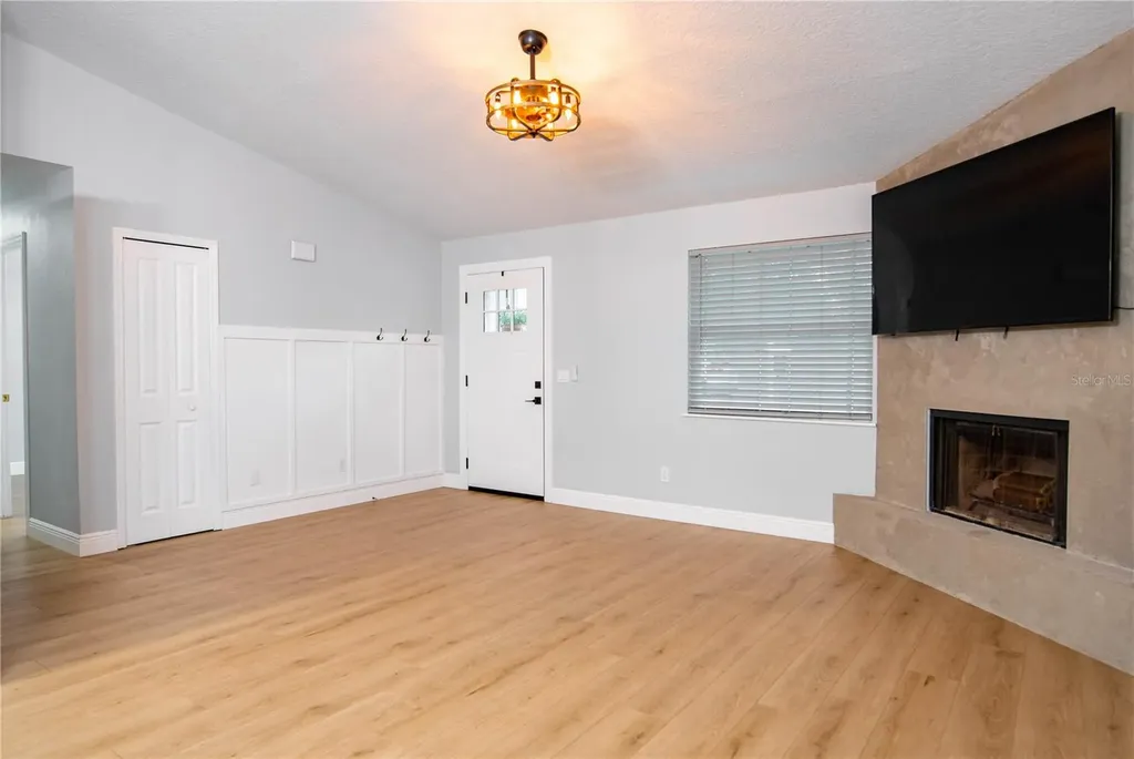 5147 Lake Nina Drive Orlando FL 32810