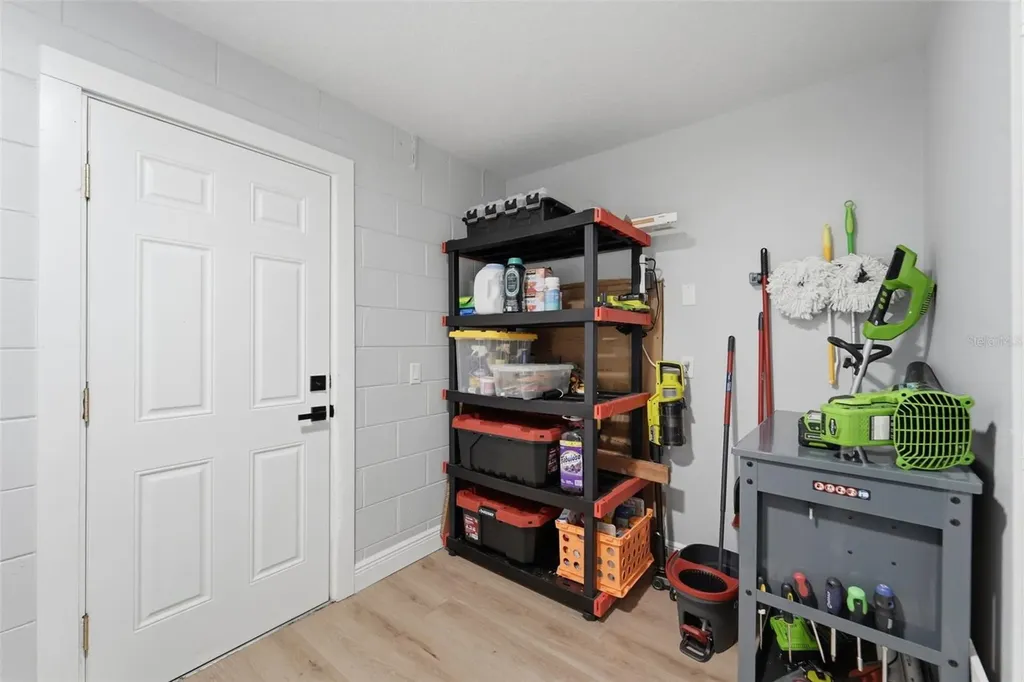 5147 Lake Nina Drive Orlando FL 32810
