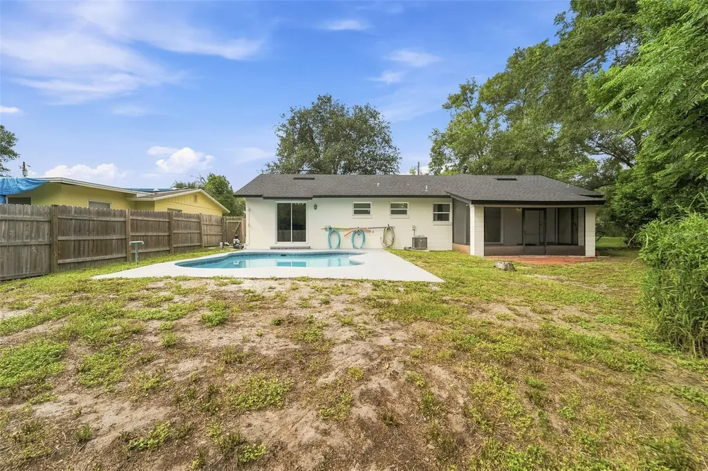 5147 Lake Nina Drive Orlando FL 32810