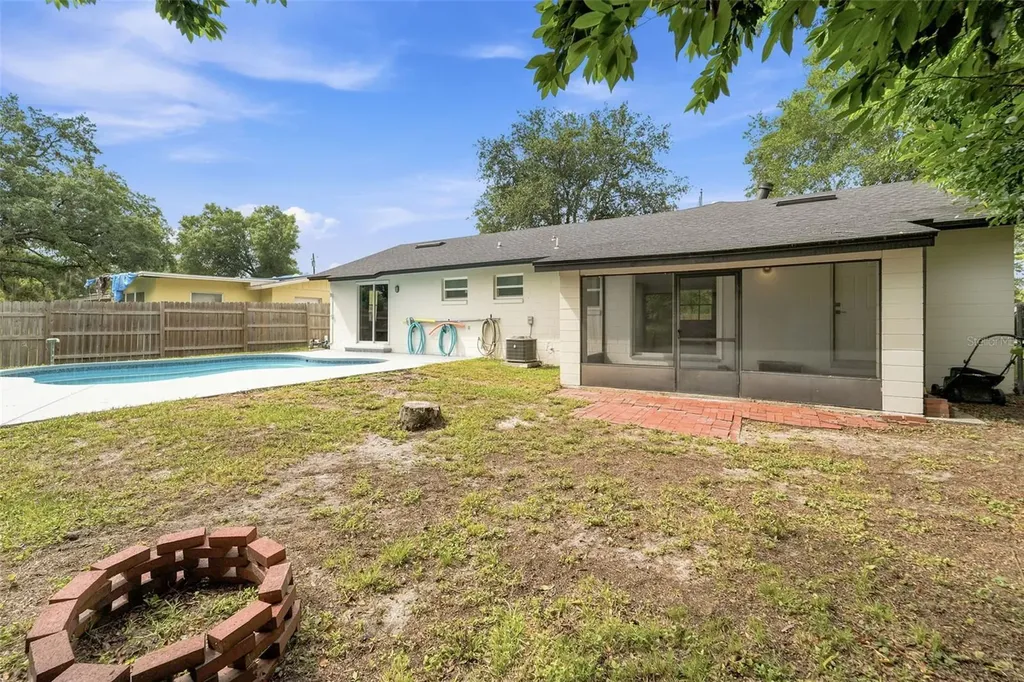 5147 Lake Nina Drive Orlando FL 32810