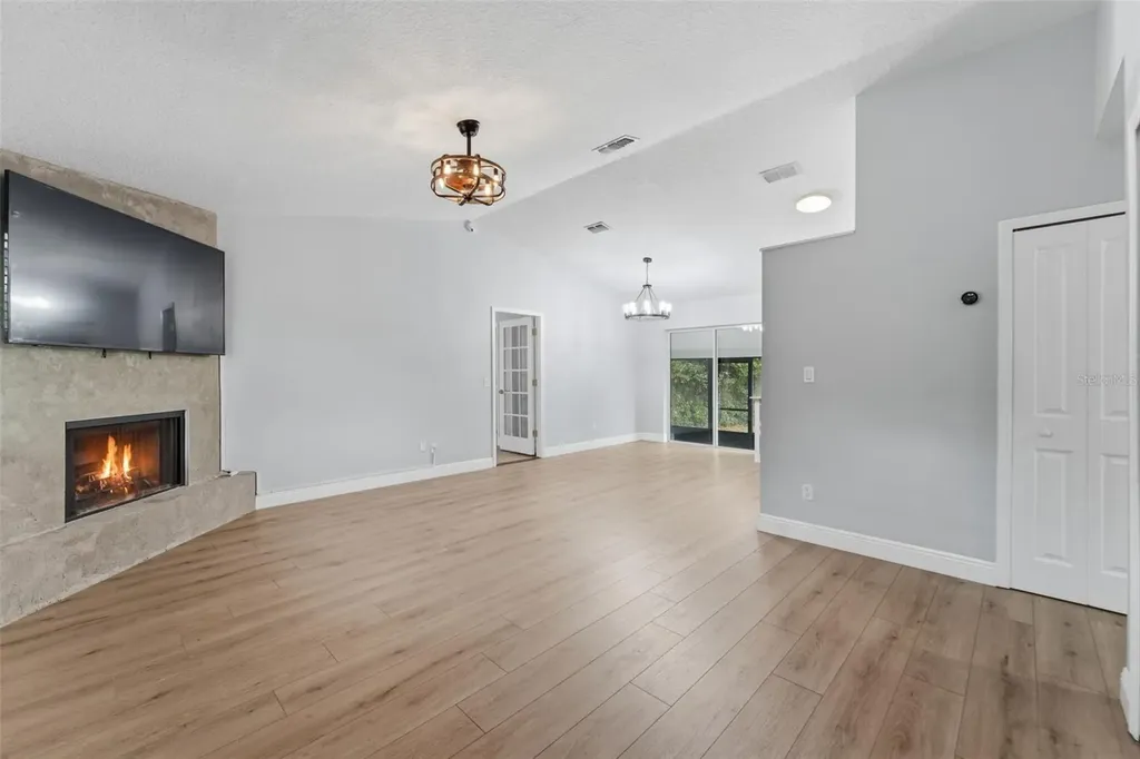 5147 Lake Nina Drive Orlando FL 32810