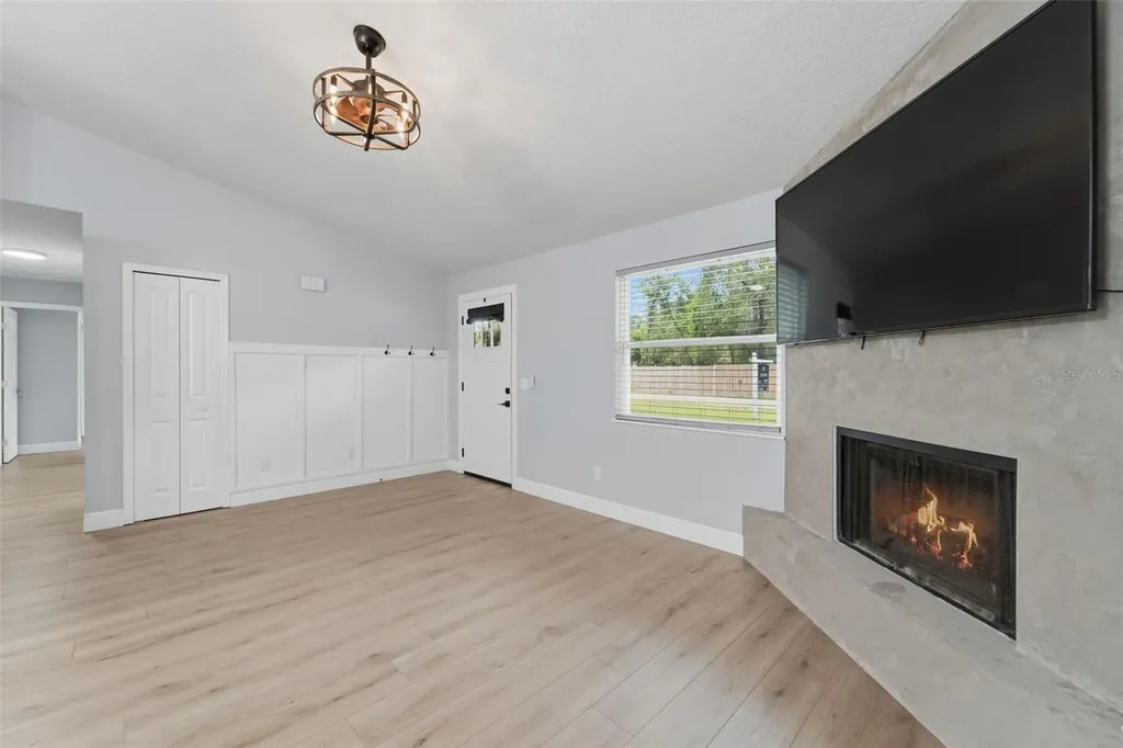 5147 Lake Nina Drive Orlando FL 32810