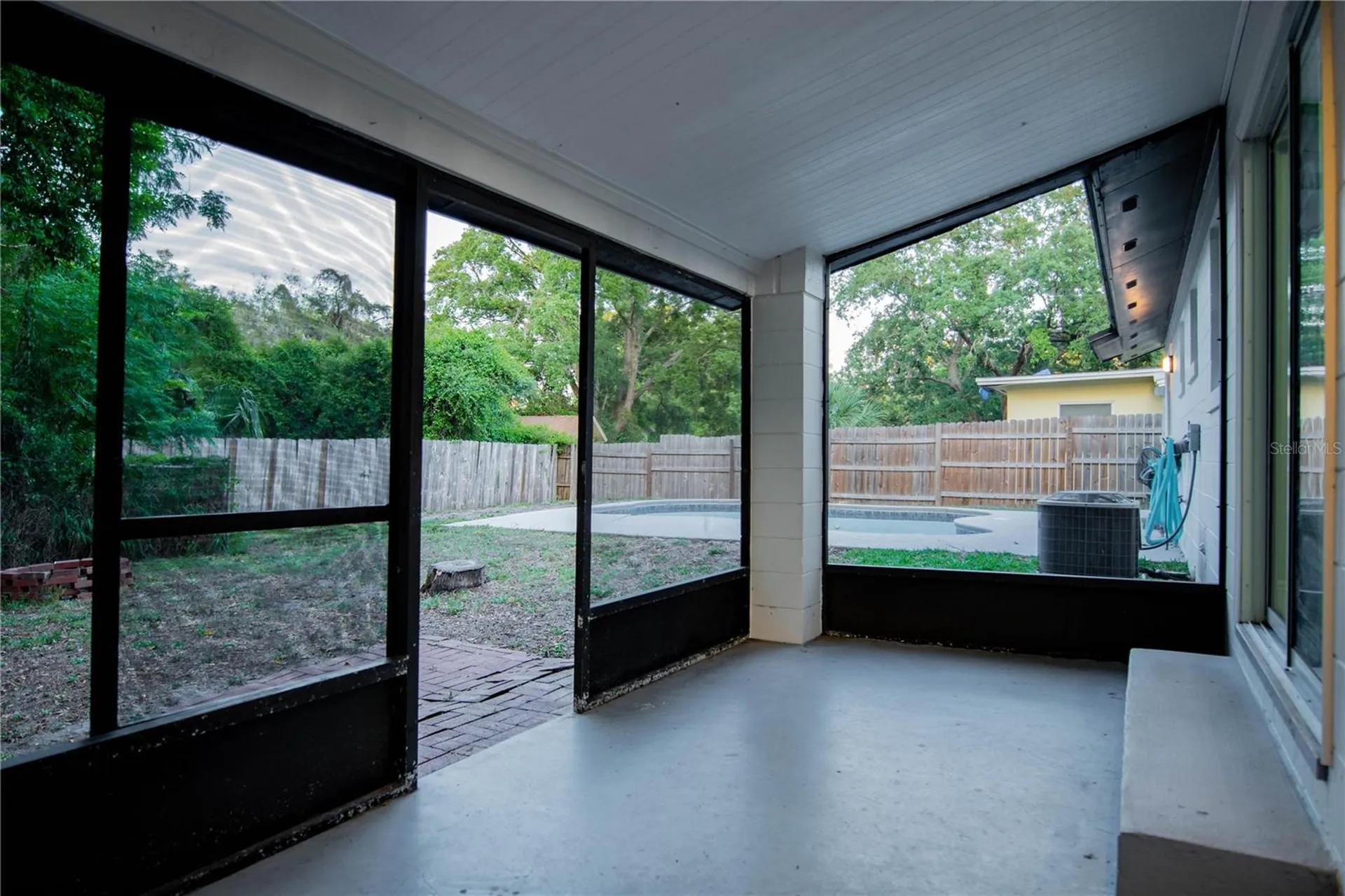 5147 Lake Nina Drive Orlando FL 32810