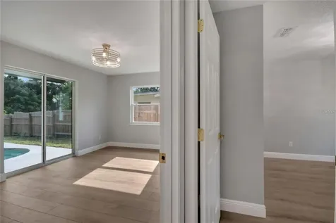 5147 Lake Nina Drive Orlando FL 32810