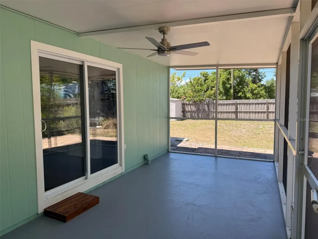 2787 41st Avenue N St Petersburg FL 33714