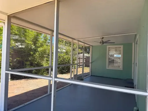 2787 41st Avenue N St Petersburg FL 33714
