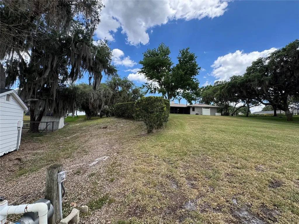 334 W F Street Frostproof FL 33843
