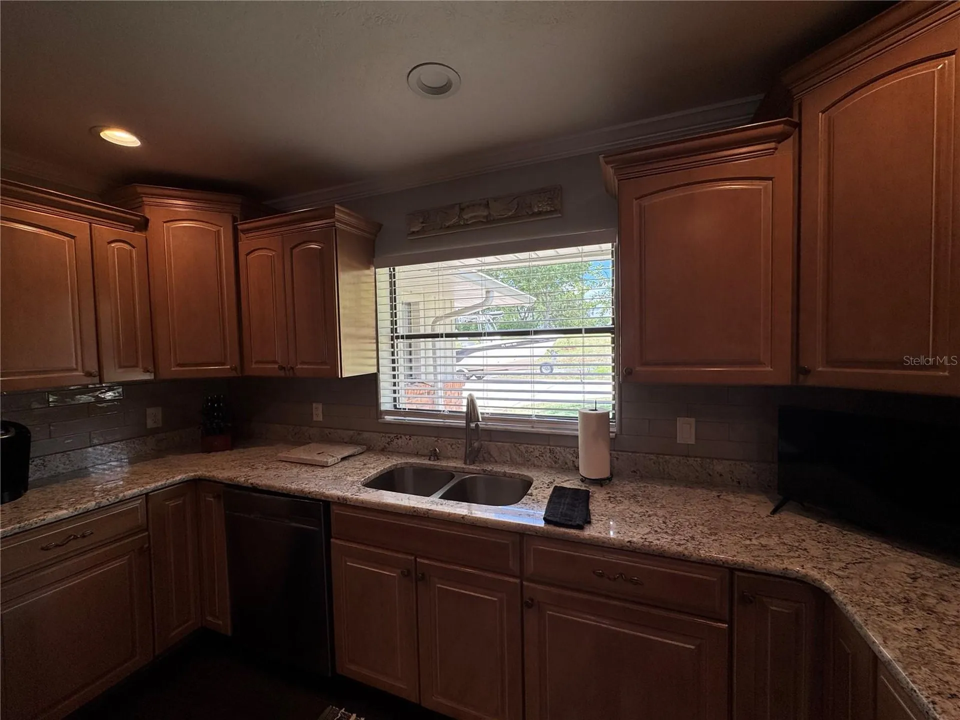 334 W F Street Frostproof FL 33843