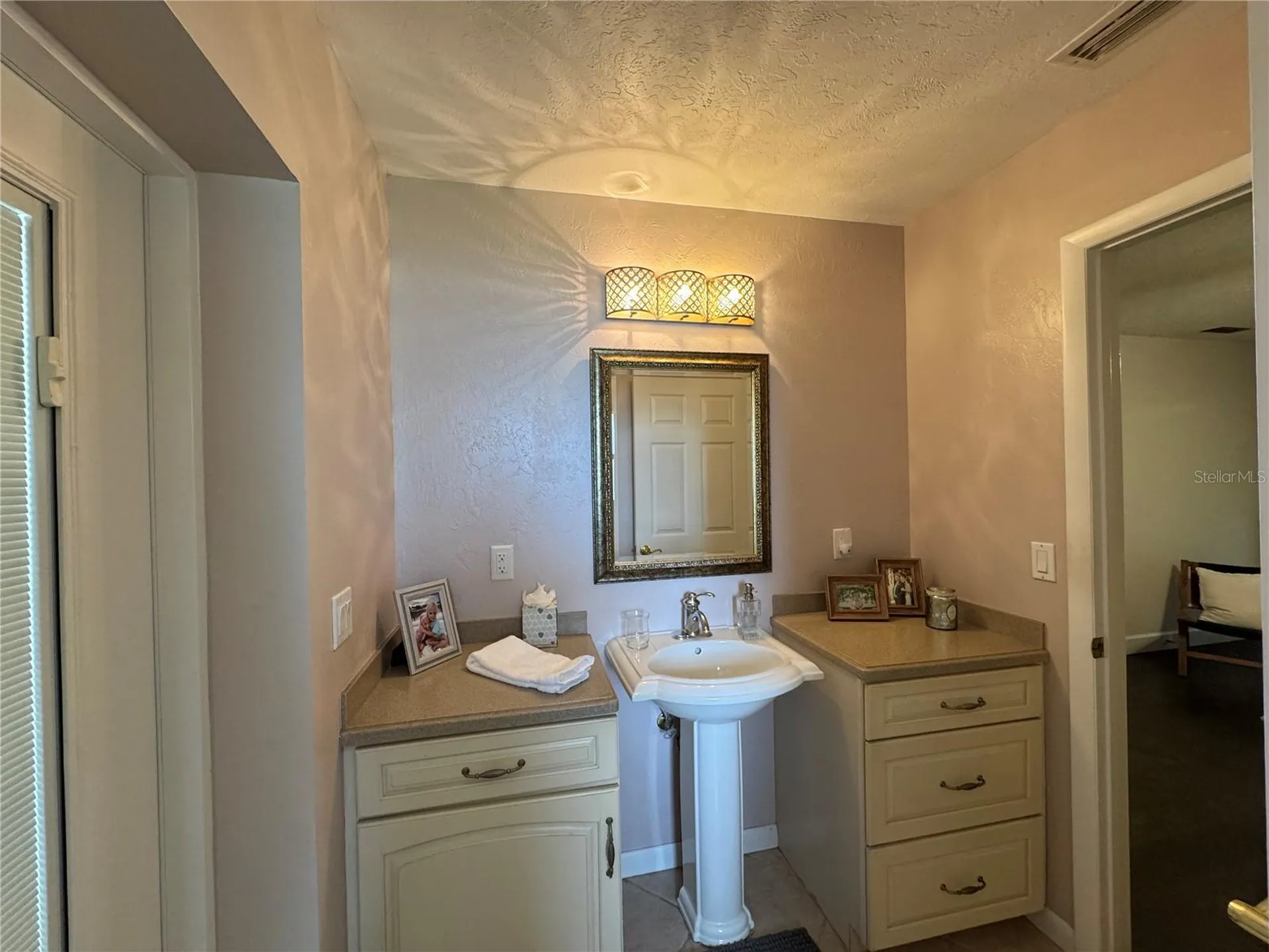 334 W F Street Frostproof FL 33843