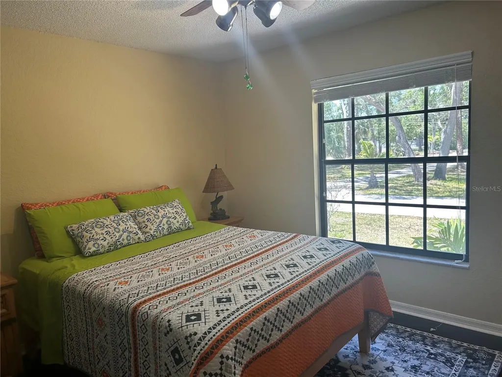 9405 94th Street Seminole FL 33777