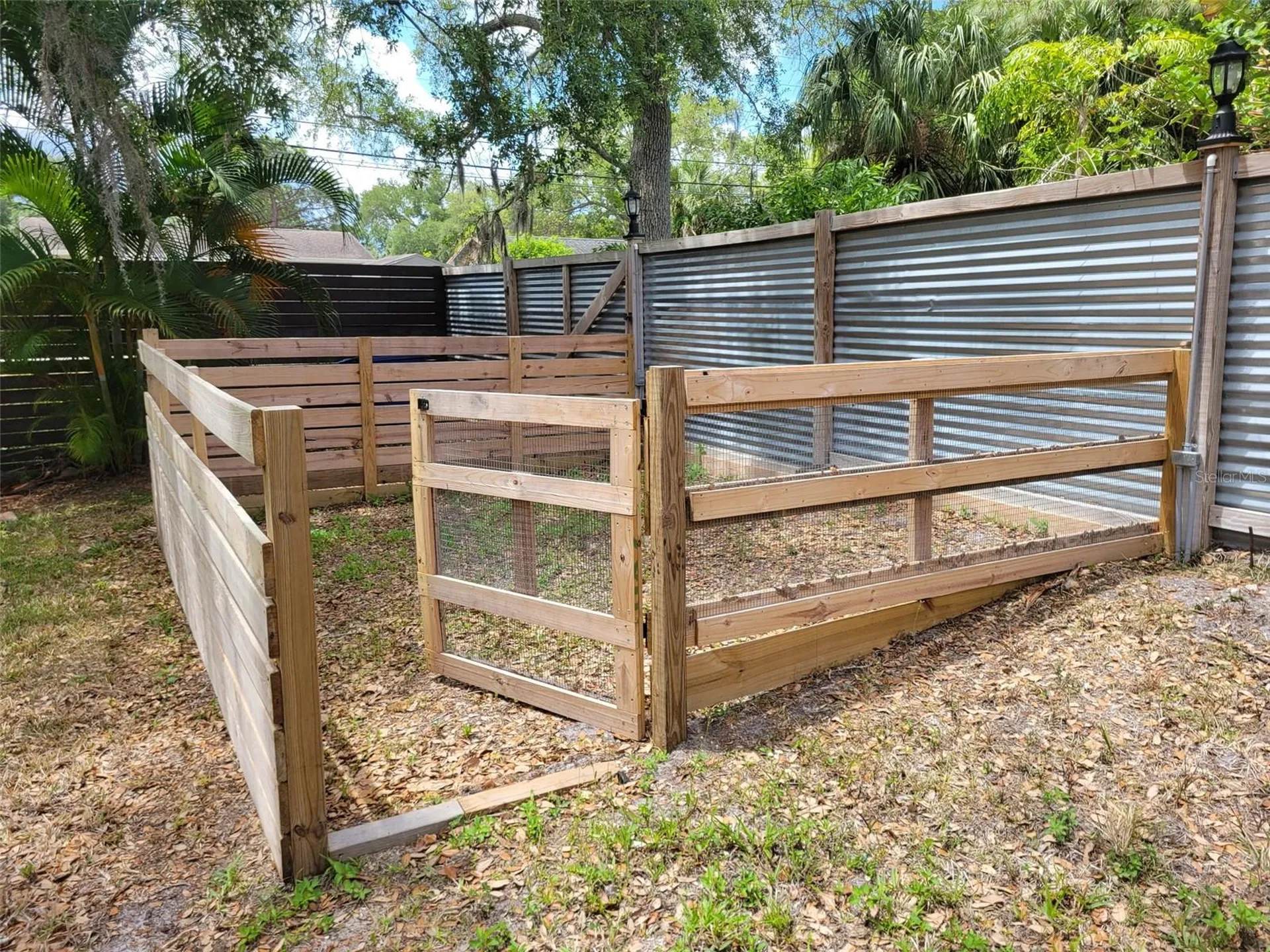 9405 94th Street Seminole FL 33777