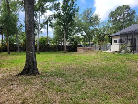9405 94th Street Seminole FL 33777