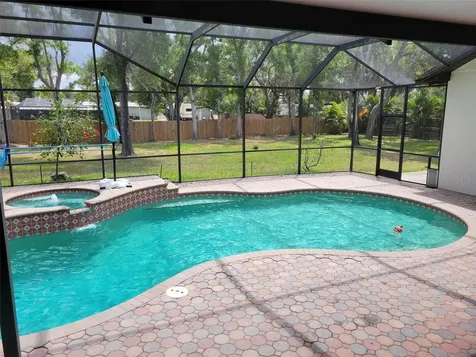 9405 94th Street Seminole FL 33777
