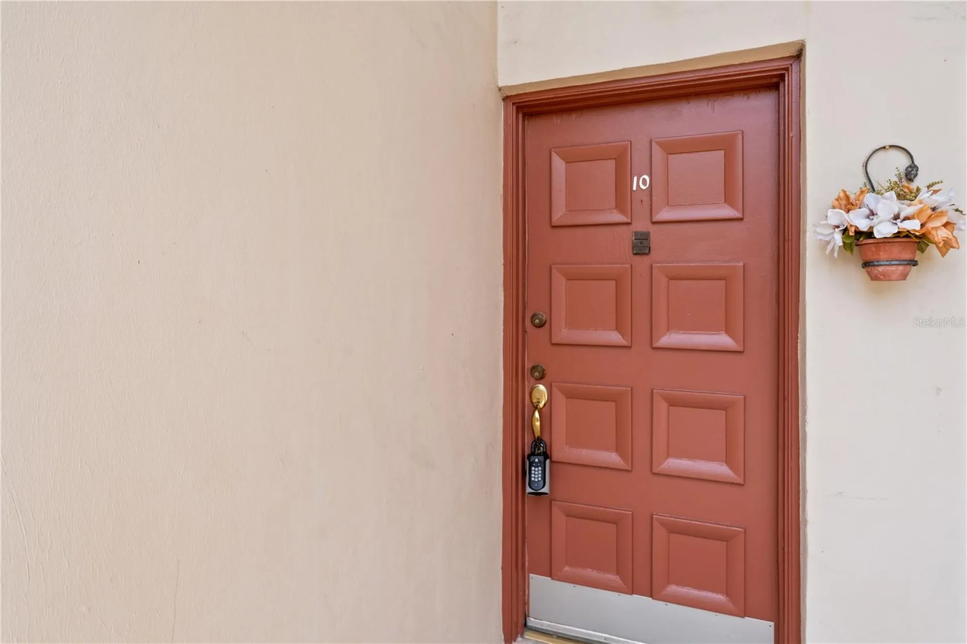 500 Orange Drive Altamonte Springs FL 32701
