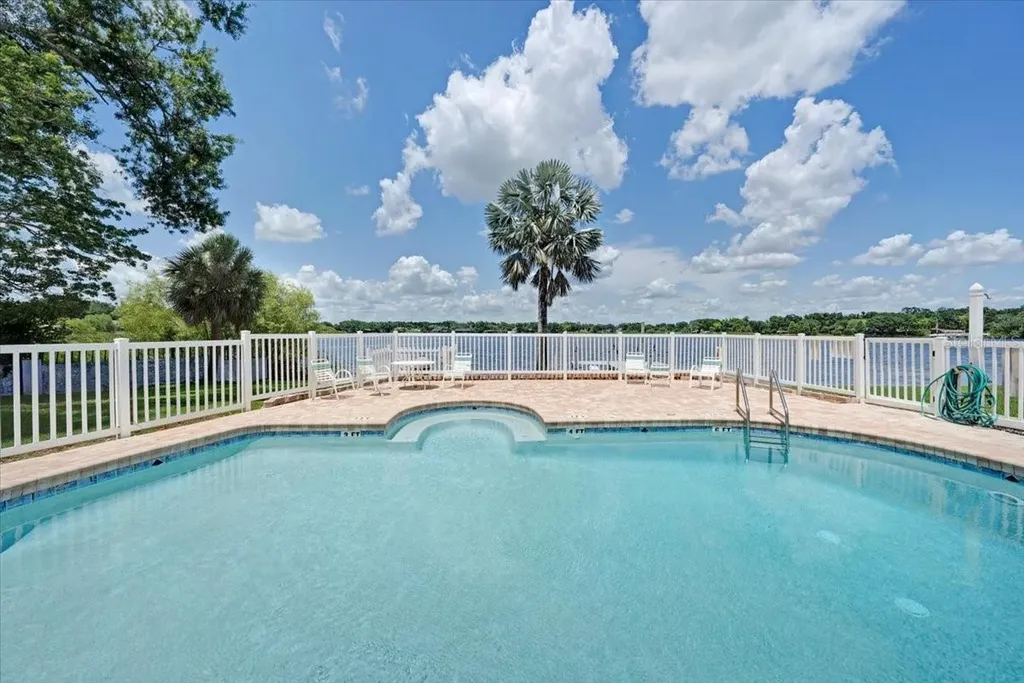 3127 W Sligh Avenue Tampa FL 33614