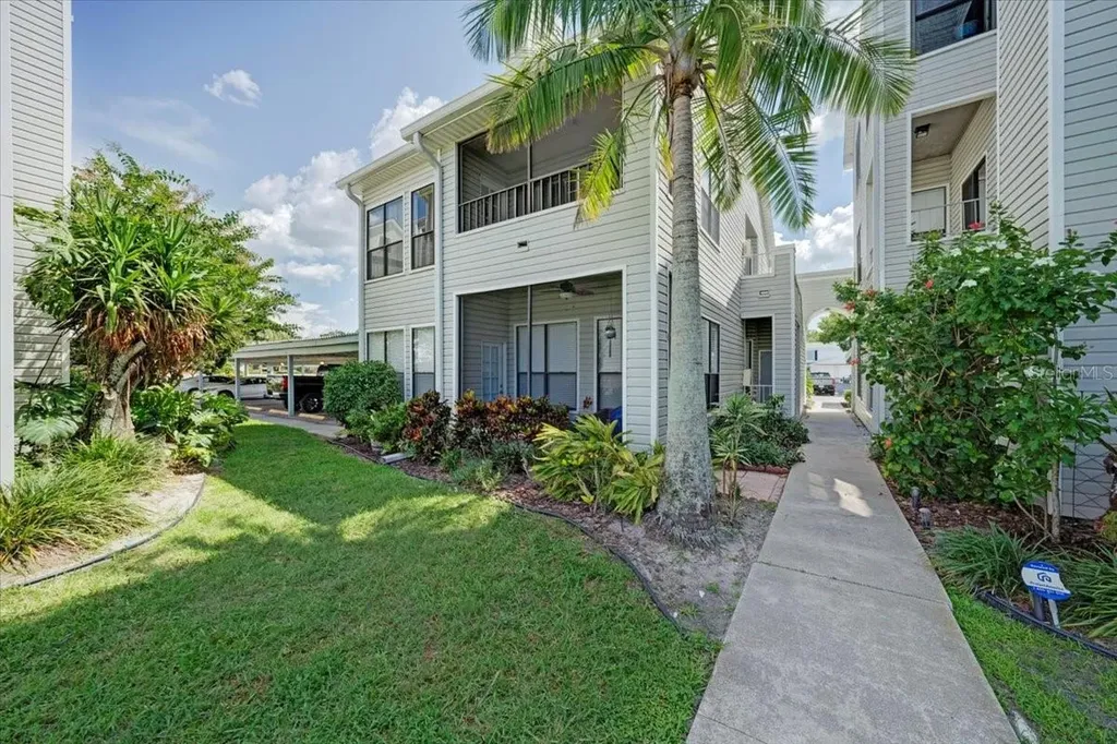 3127 W Sligh Avenue Tampa FL 33614