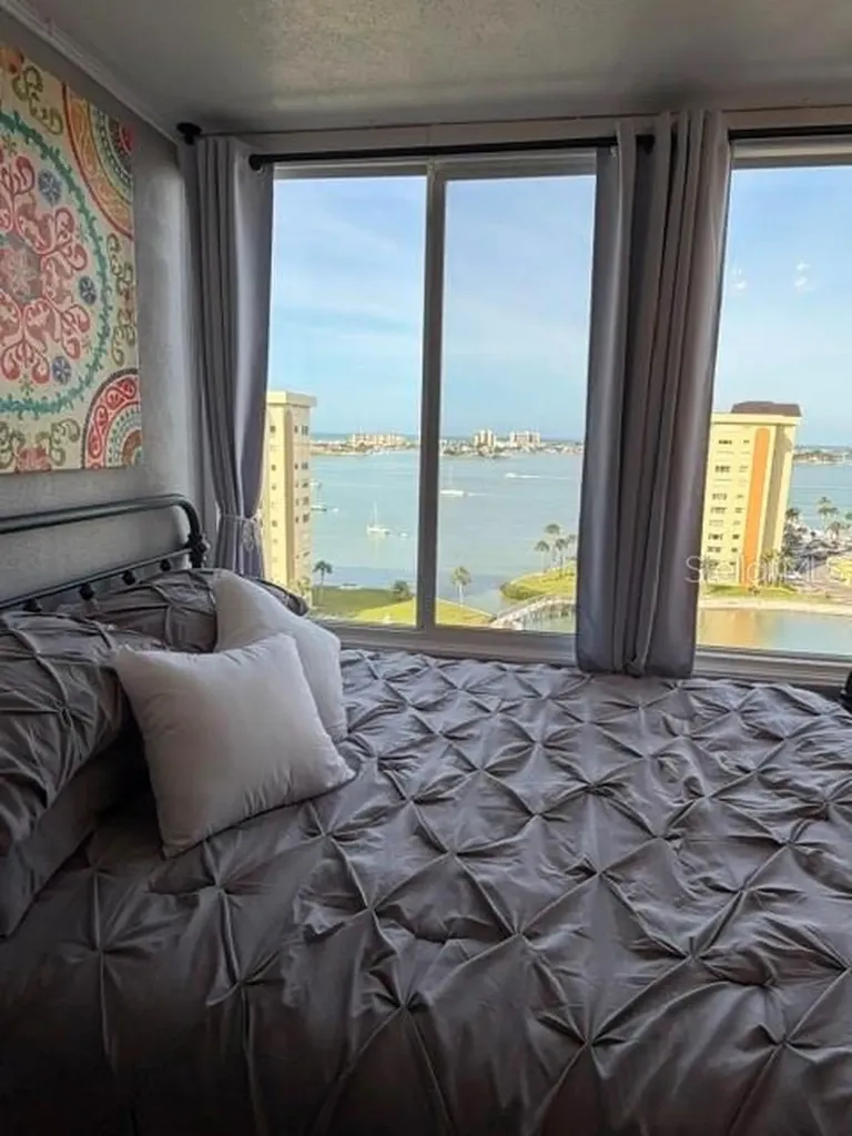 St Petersburg FL 33708