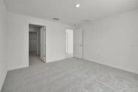 2711 Pioneer Trail Eagle Lake FL 33839