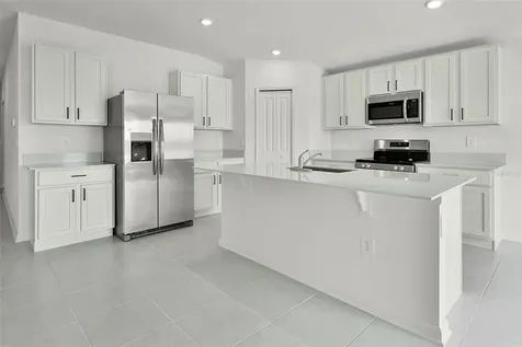 2711 Pioneer Trail Eagle Lake FL 33839