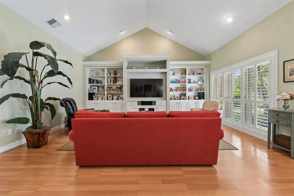 3104 Tarabrook Drive Tampa FL 33618