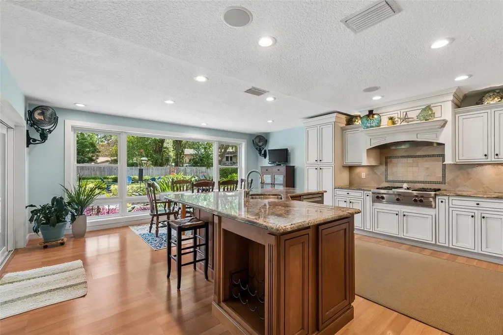 3104 Tarabrook Drive Tampa FL 33618