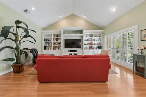 3104 Tarabrook Drive Tampa FL 33618