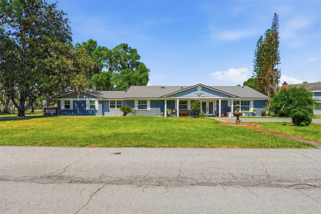 3678 E Lake Drive Land O Lakes FL 34639